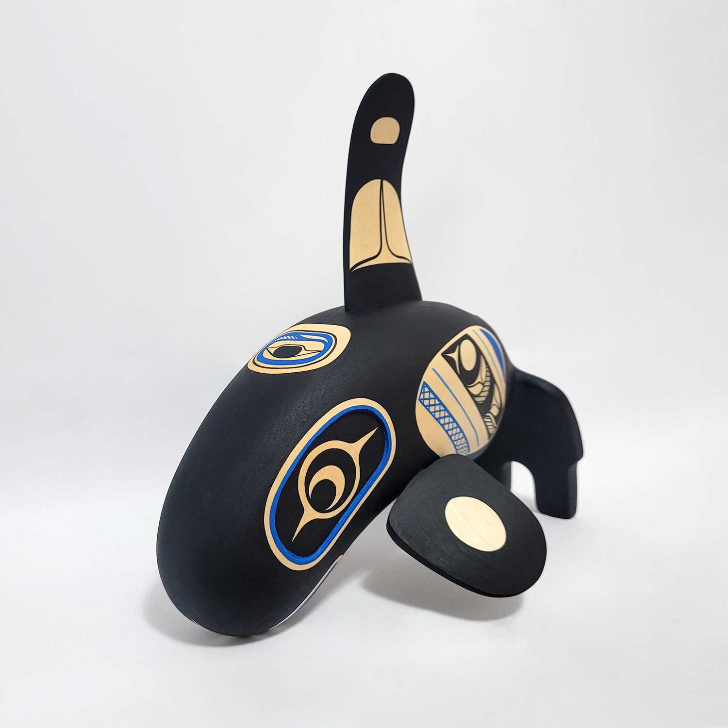 Orca Sculpture by Kwakwaka'wakw artist Rod Smith