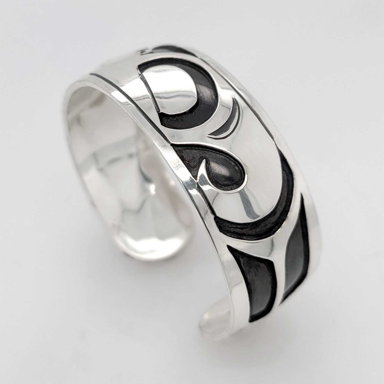 Silver Oxidized Hummingbird Bracelet by Cree artist Justin Rivard