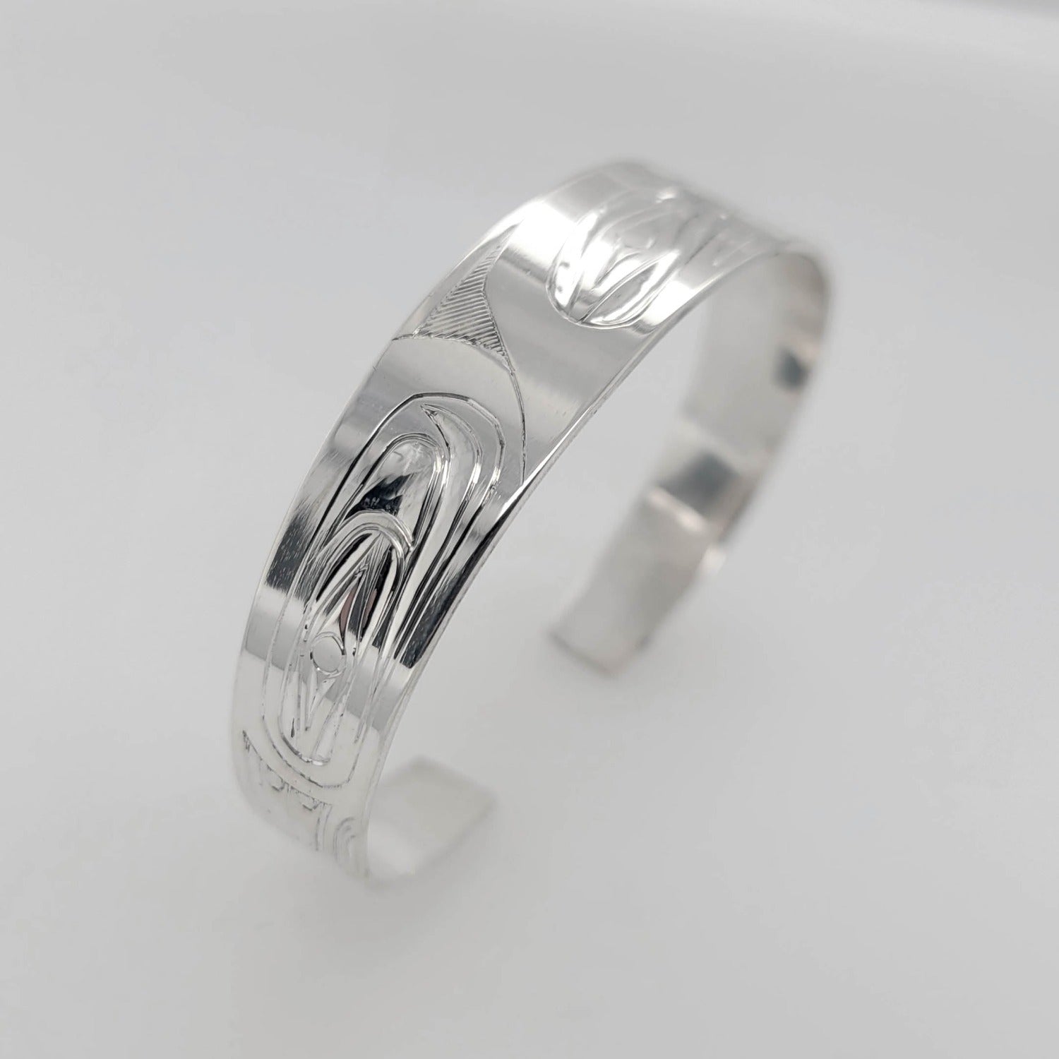 Indigenous Silver Raven Bracelet by Haida artist Andrew Williams