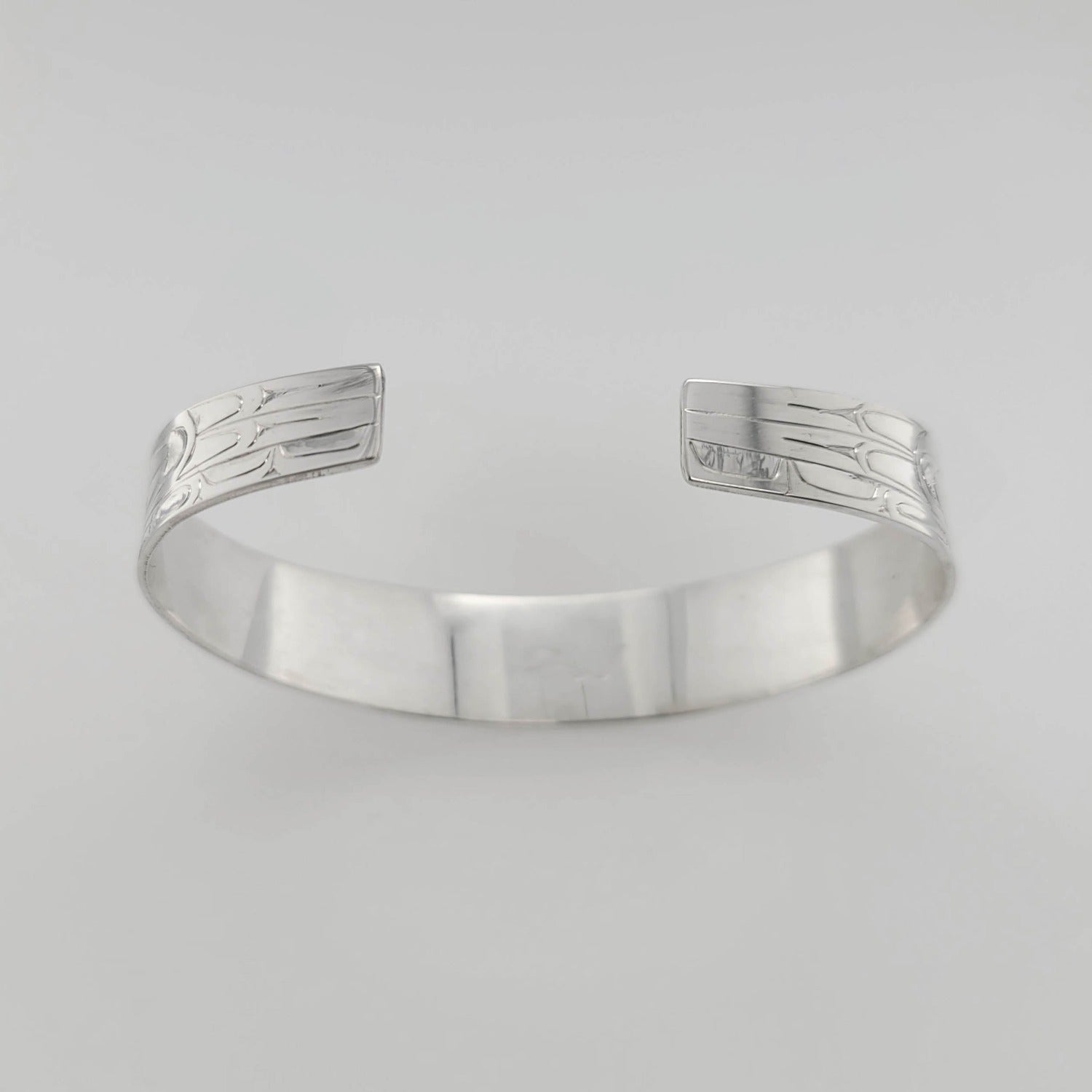 Indigenous Silver Raven Bracelet by Haida artist Andrew Williams