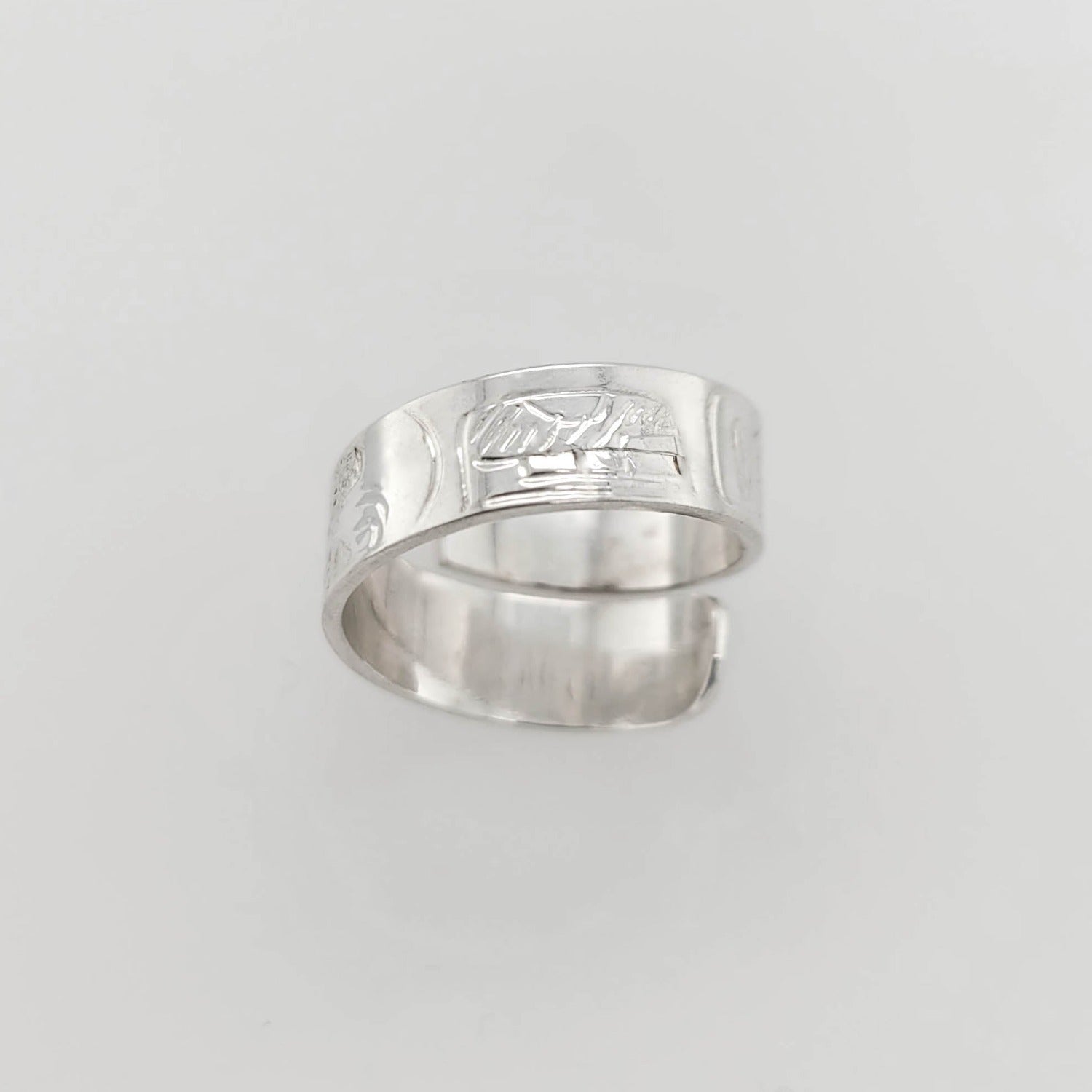 Silver Wolf Wrap Ring by Tahltan artist Terrence Campbell