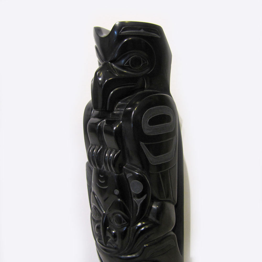 Argillite Crest Totem Pole by Haida carver Gryn White