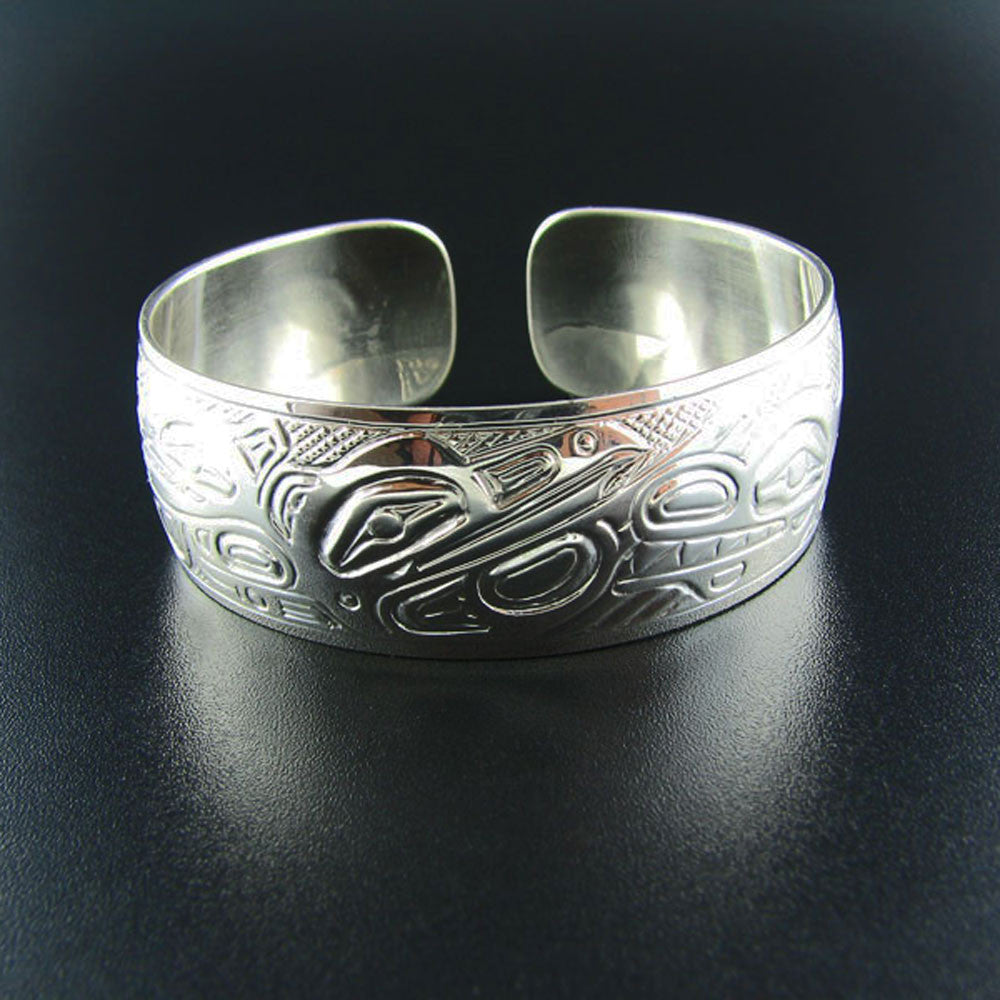 A Panel Pipe Style 3/4 Inch Silver Haida Bracelet