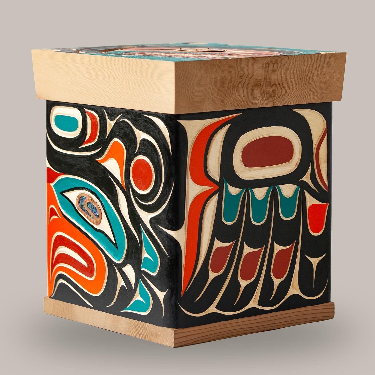 Thunderbird and Orca Bentwood Box. All images © 2021 Zac Whyte.