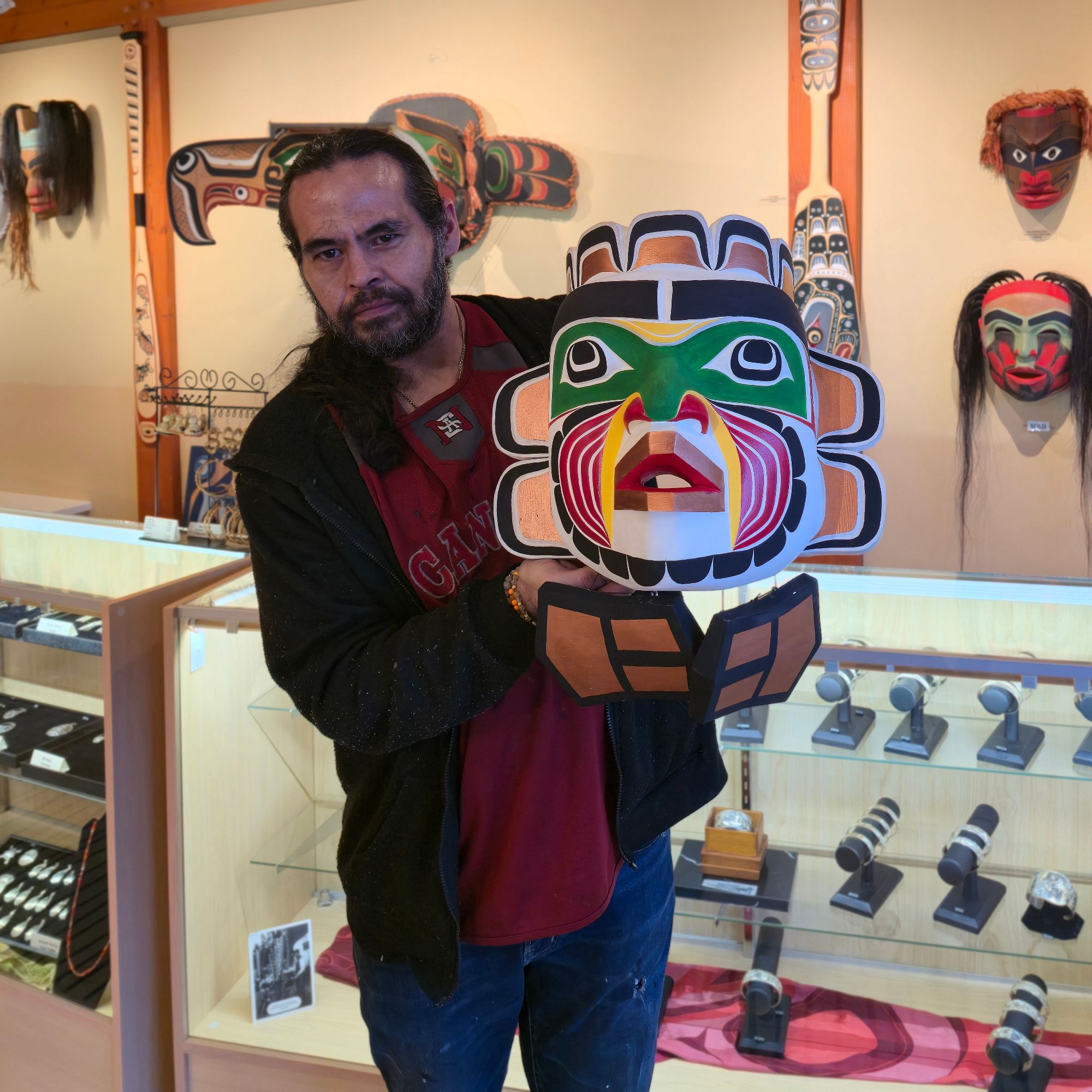Komokwa Mask by Kwakwaka'wakw artist Gilbert Dawson