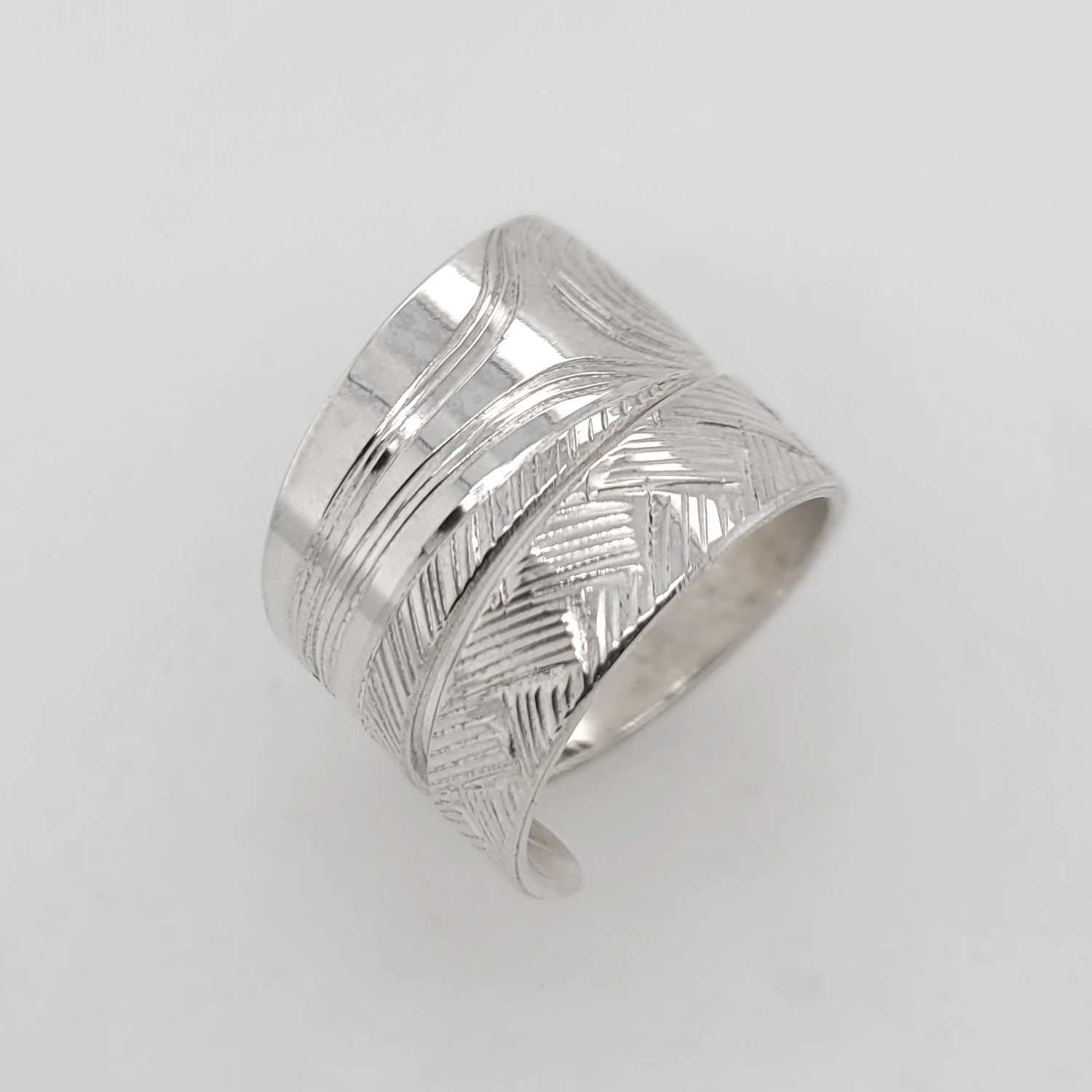 Silver Dorsal Fin Wrap Ring by Coast Salish artist Jody Sparrow