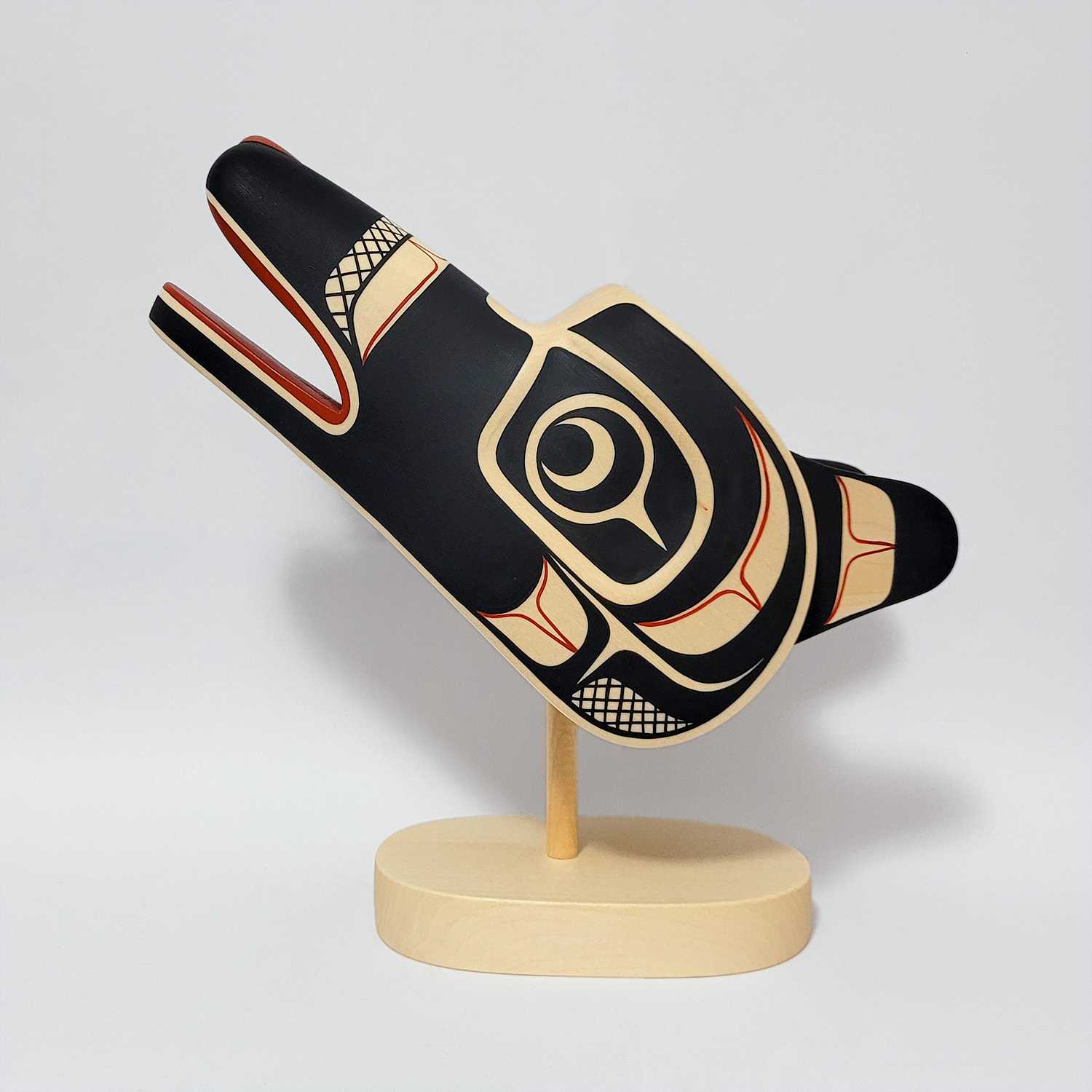 Native Wolf Carving by Kwakwaka'wakw artist od Smith