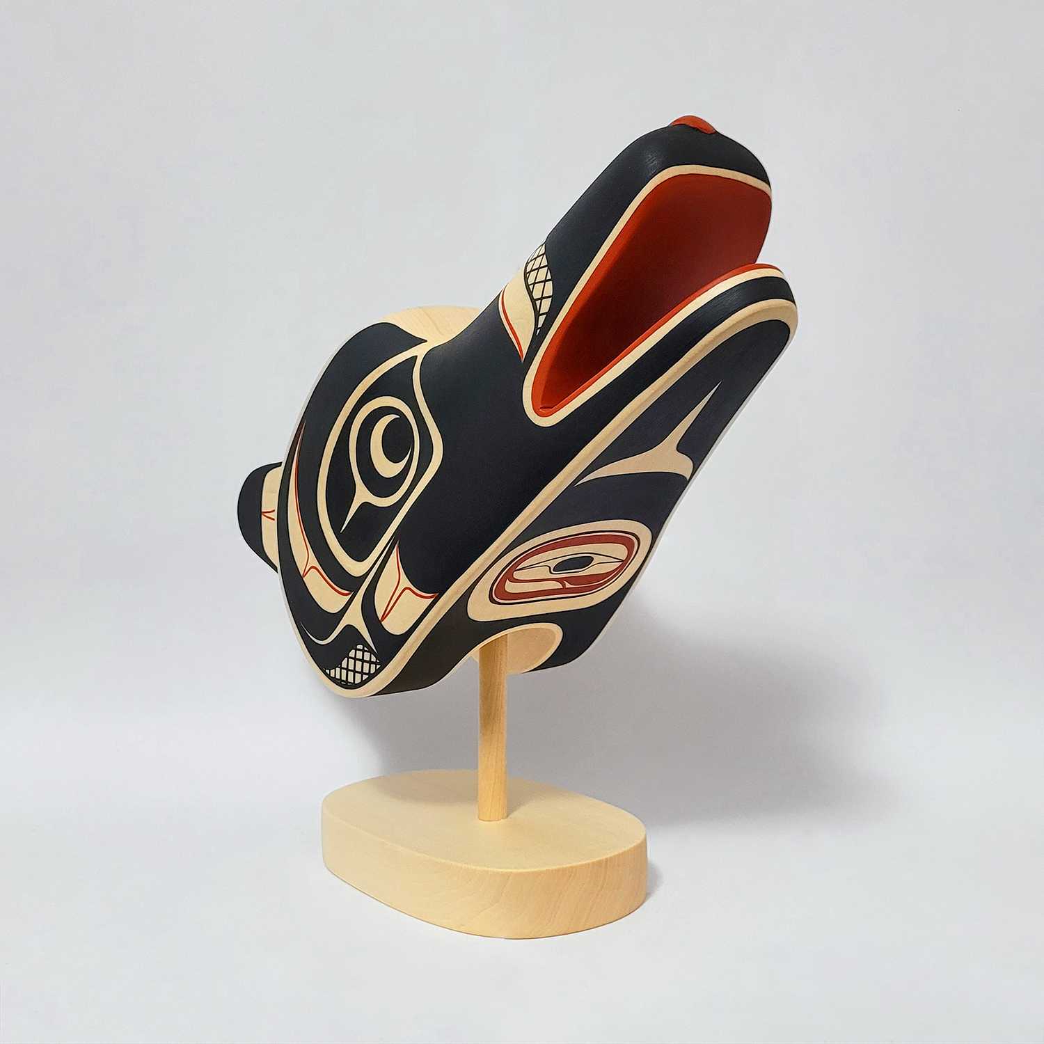 Native Wolf Carving by Kwakwaka'wakw artist od Smith