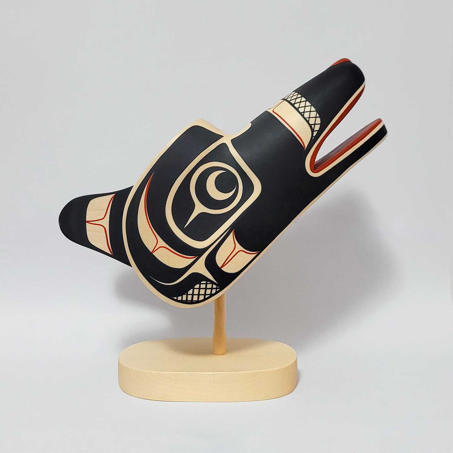 Native Wolf Carving by Kwakwaka'wakw artist od Smith